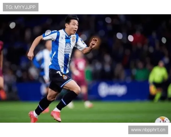 武磊在西班牙人时期表现稳健，持续提升竞争力