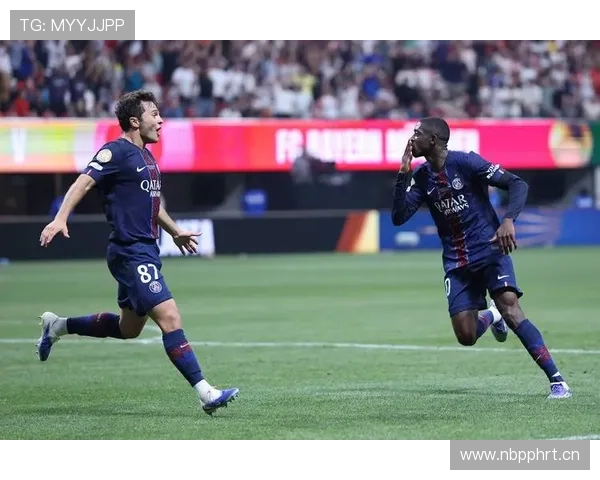 巴黎圣日耳曼节奏紊乱,中场断球问题显现,当前阶段稳定性面临考验 巴黎圣日耳曼节奏紊乱,中场断球问题显现,当前阶段稳定性面临考验