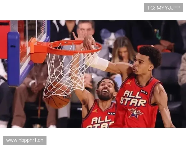 特雷·杨突破率提升显著 拉开与欧文在关键时刻差距